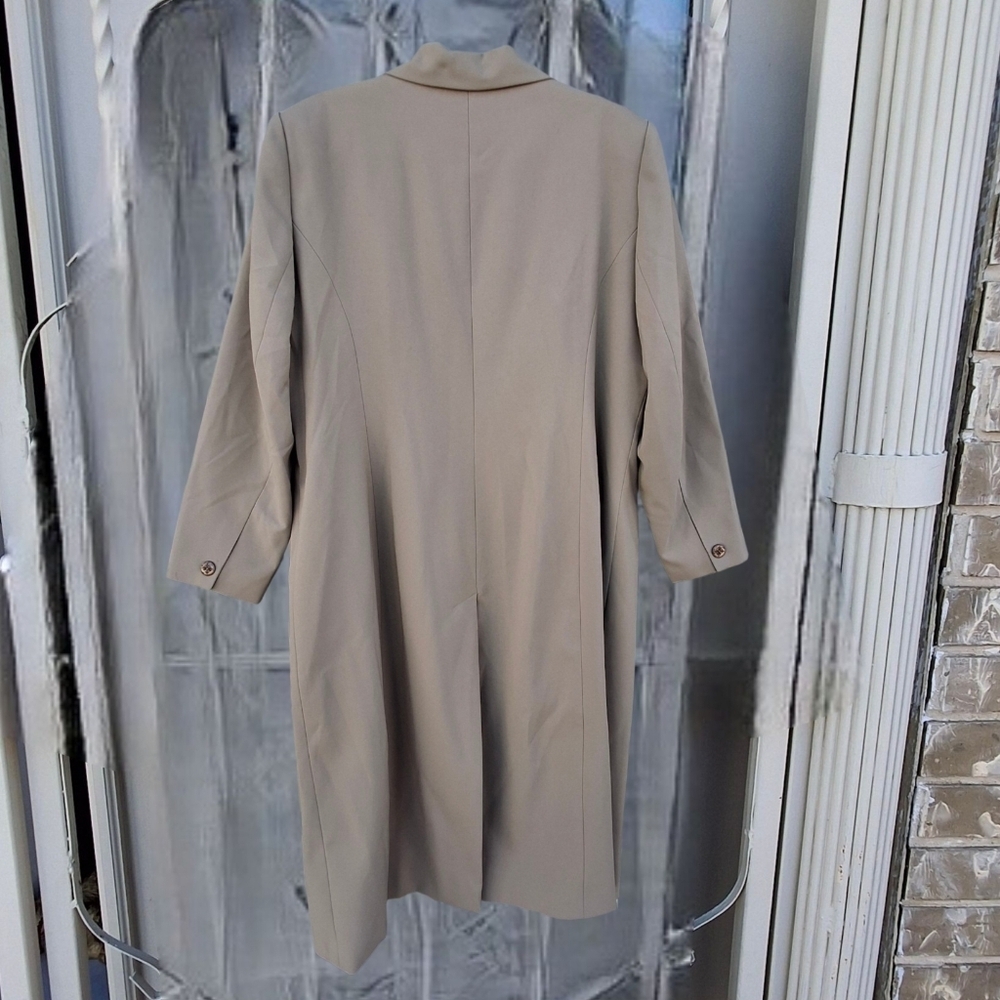 Larry Levine Classics Khaki Button Polyester Long Trench Coat Women Size 18 - Picture 6 of 16